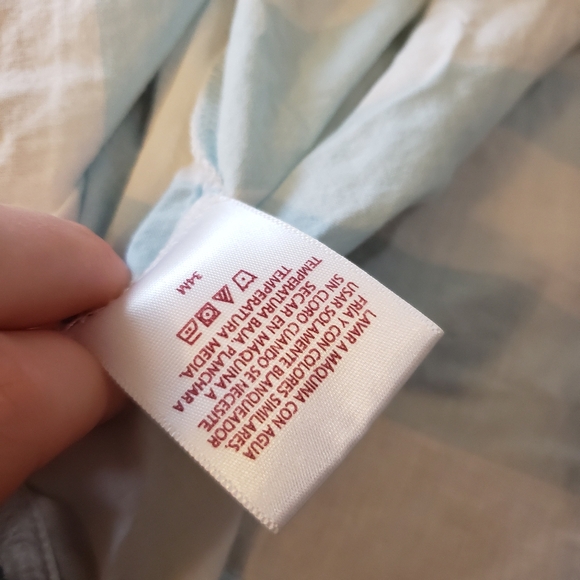 ⭐Striped White & Blue Button Up Blouse Size 4 - Picture 5 of 6